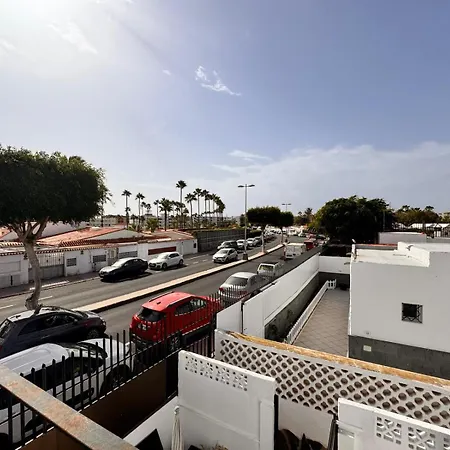 Yumbo Rainbow Homes D מספאלומס